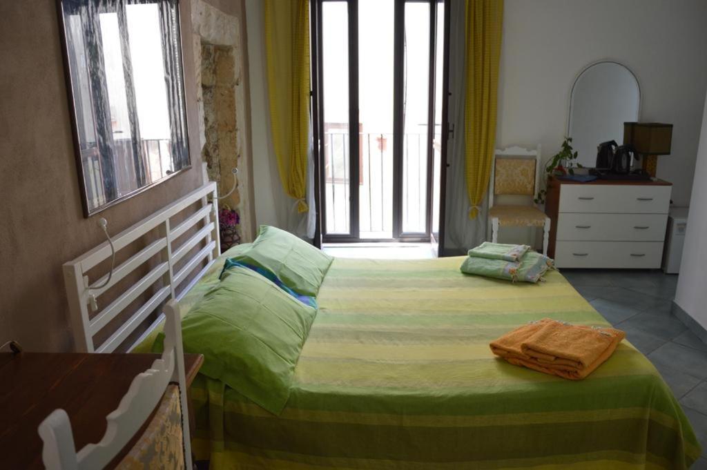 B&B Spiraglio Syracuse Bagian luar foto
